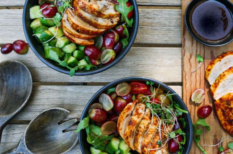 Blackened Chicken and Grape Arugula Salad