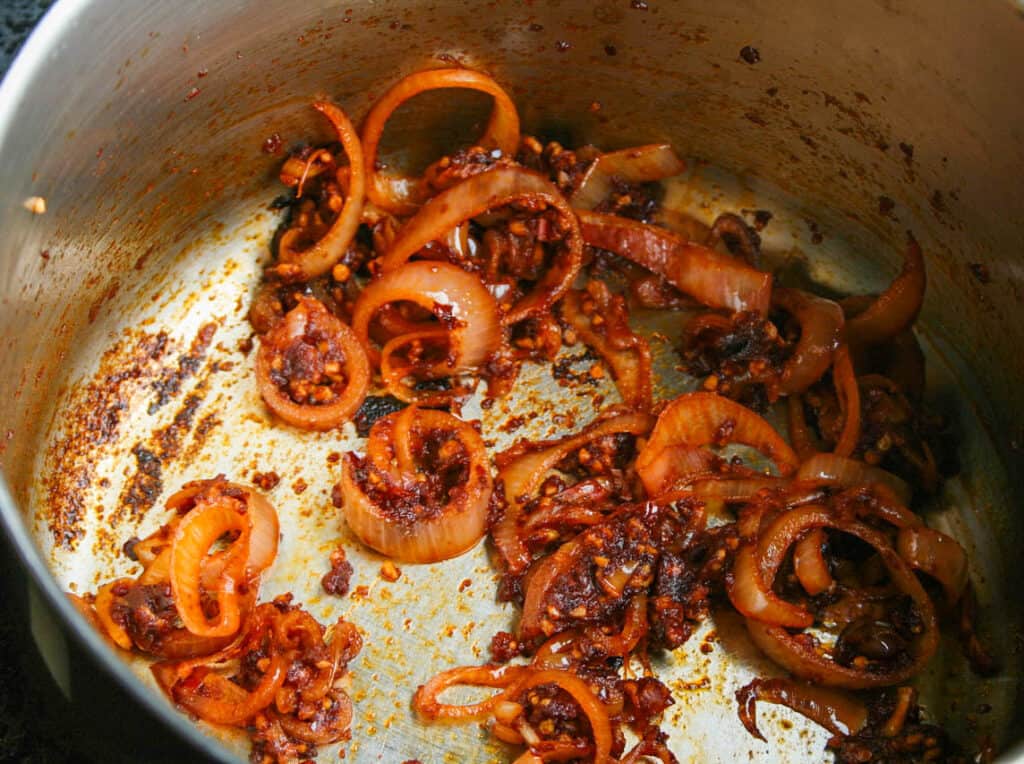 Cooked Shallot in tomato paste and spices