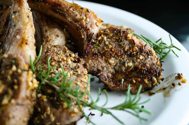 Rosemary Fennel Crusted Grilled Lamb Chops